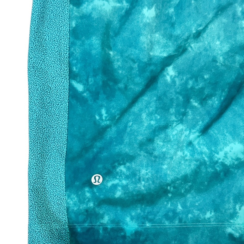 Lululemon Men’s Athletic shorts - Picture 5 of 13